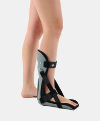 حارس قدم بدرجة شدّ تدريجية (لرفع القدم – Dorsiflexion)