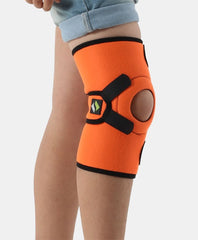Kniebandage mit Patellastütze für Kinder — Öffnung um die Kniescheibe + Silikonpolster