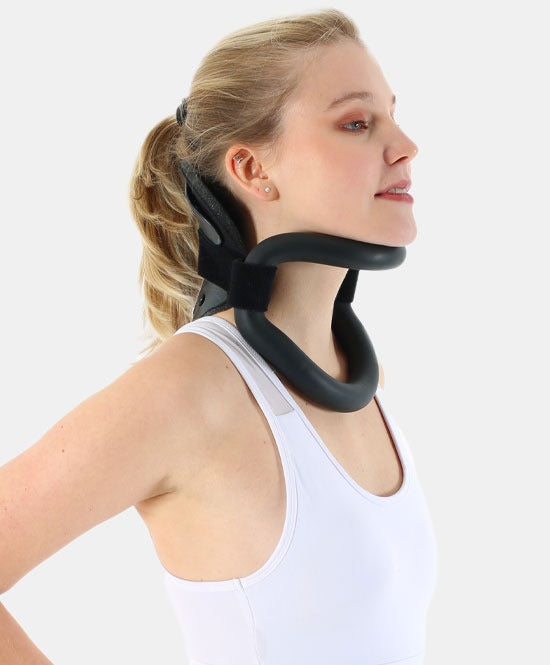 دعامة رقبة بإطار سلكي قابل للتشكيل