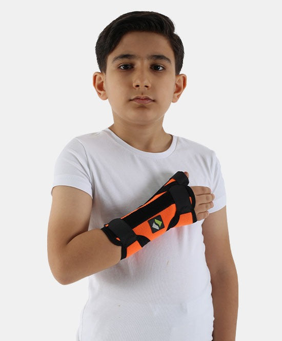 جبيرة معصم بإسناد الإبهام للأطفال (Thumb Spica)