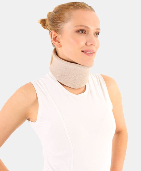 دعامة رقبة صلبة مغطّاة بالقماش