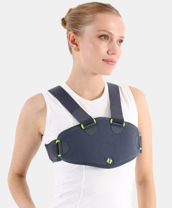 دعامة صدر لِتقوّس القصّ (Pectus Carinatum Brace)